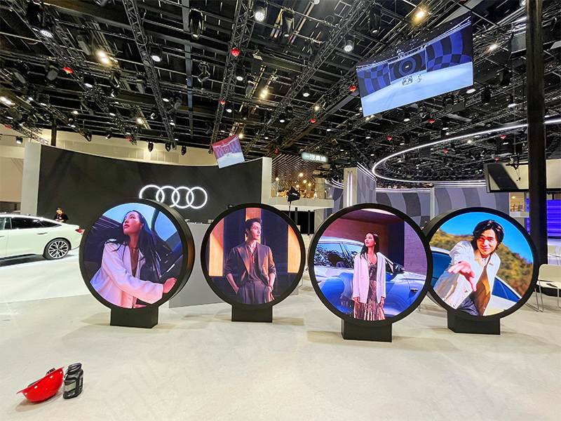 奧迪汽車展高清LED顯示屏